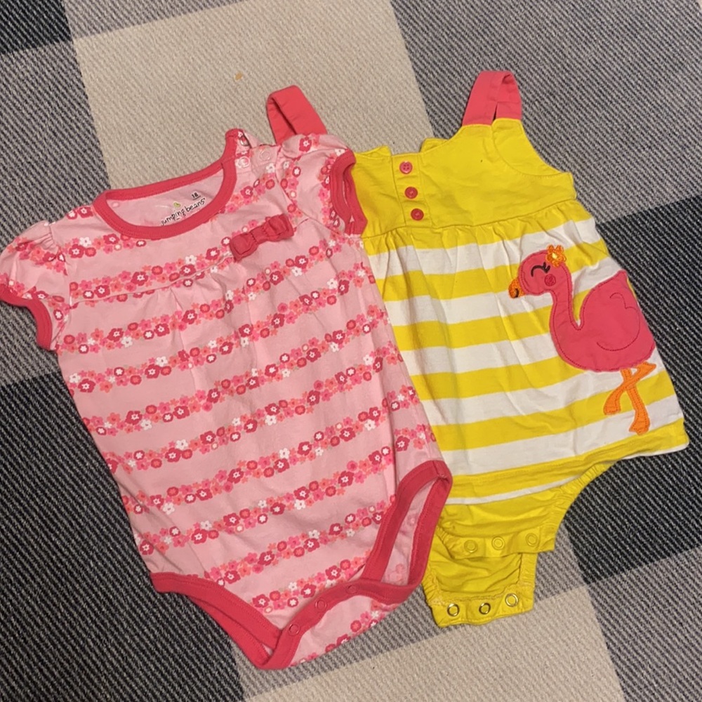 3/$20 🛼 Onesies Pack 18M
